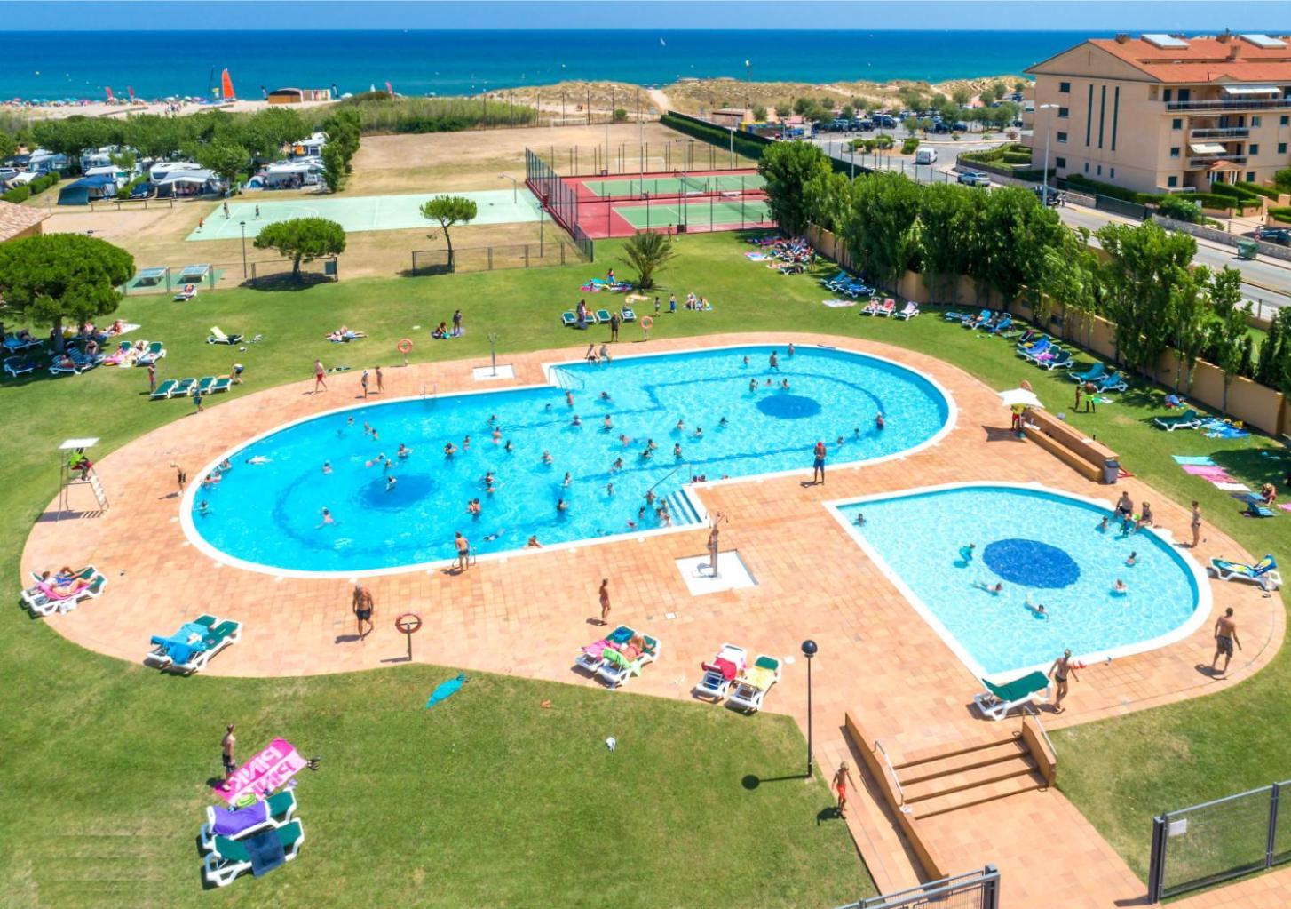 Albatross Mobile Homes On Camping Playa Brava Pals Bagian luar foto