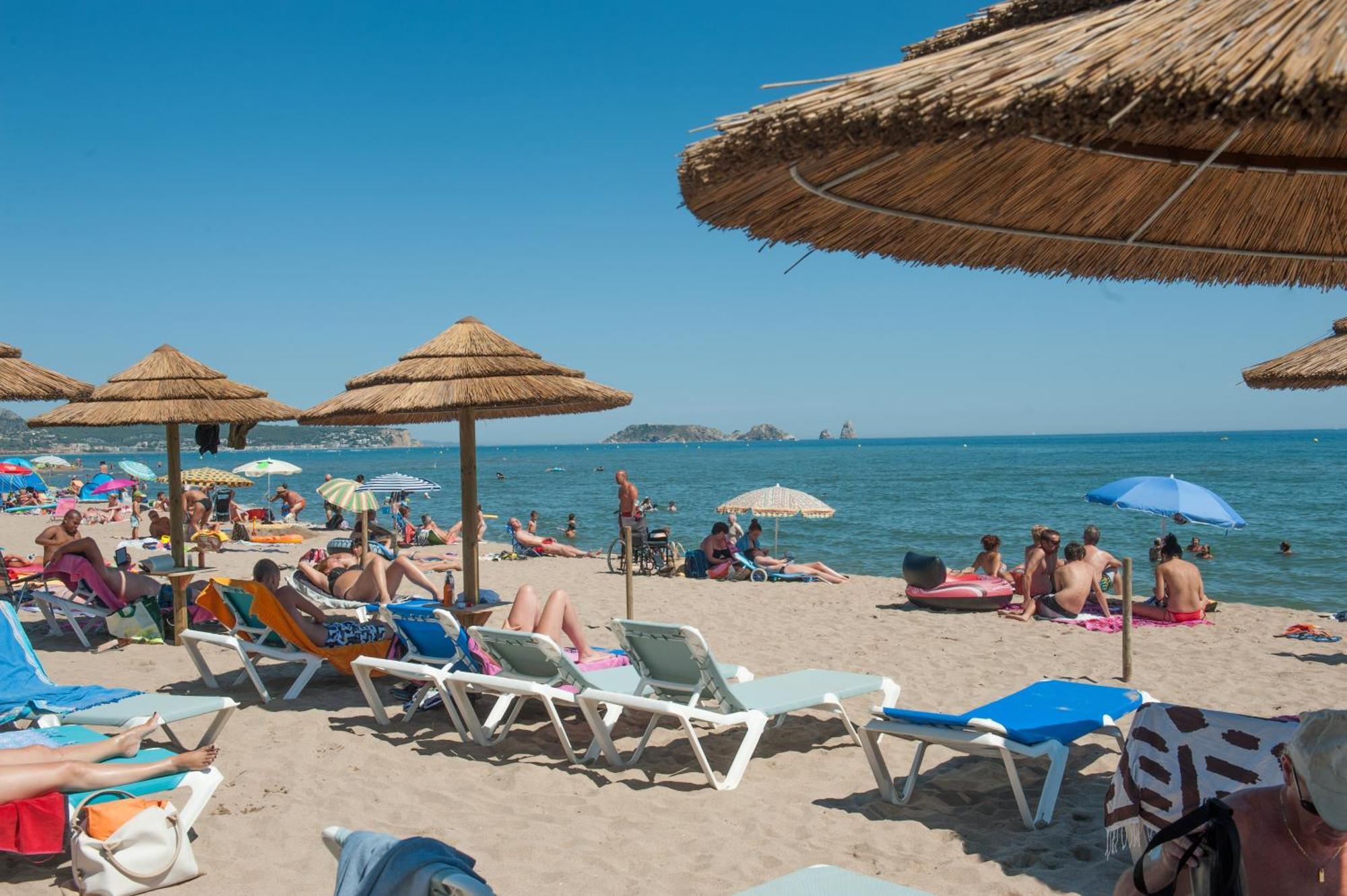 Albatross Mobile Homes On Camping Playa Brava Pals Bagian luar foto